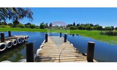 Orilla Lago!! lindo jardín piscina quincho 8850 m2