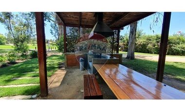 Orilla Lago!! lindo jardín piscina quincho 8850 m2
