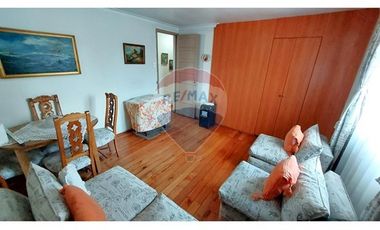 Venta Casa Renovada de 2 Pisos - San Joaquin