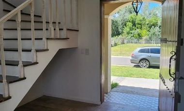 Venta casa 4 dormitorios - San Pablo - Pilar