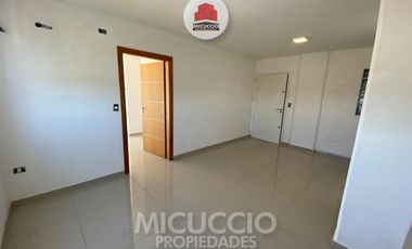 Departamento en Venta, Asborno 642 (10°B), Escobar centro frente a la plaza