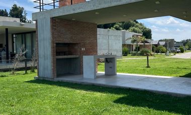 Casa en Lares de Canning