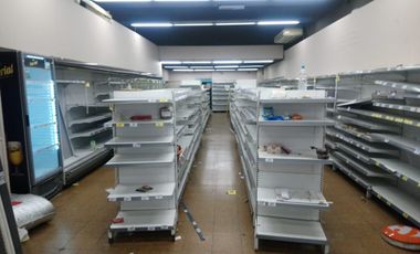 Local en Alquiler en Maipu y Lavalle