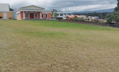 Vendo linda propiedad dentro de lotización privada, ideal para proyecto inmobiliario