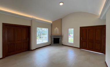 Vendo linda propiedad dentro de lotización privada, ideal para proyecto inmobiliario