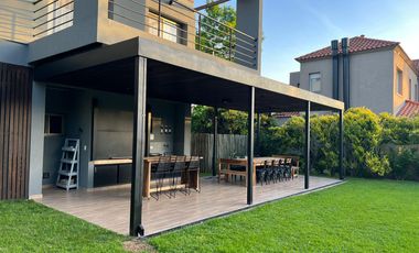 Casa en  Talar del Lago 2