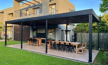 Casa en  Talar del Lago 2