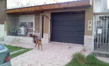 PH cuatro ambientes cochera y terraza en venta en Wilde