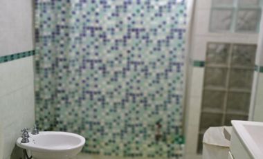 PH cuatro ambientes cochera y terraza en venta en Wilde