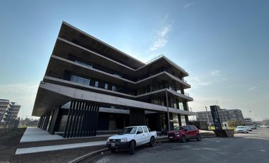 ALQUILER oficina con cochera en Plaza TN- Fisherton