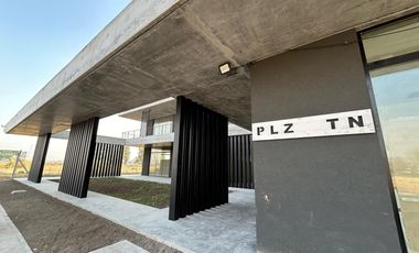 ALQUILER oficina con cochera en Plaza TN- Fisherton