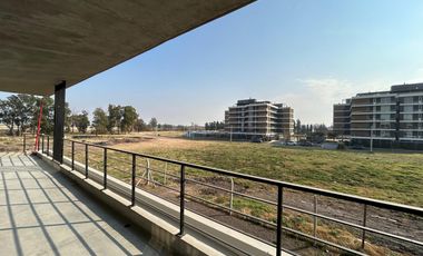 ALQUILER oficina con cochera en Plaza TN- Fisherton