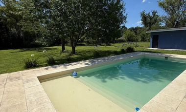 Casa - Barrio Los Pinos