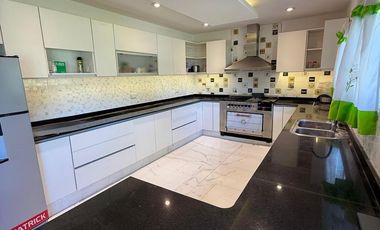 Casa - Barrio Los Pinos