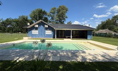 Casa - Barrio Los Pinos