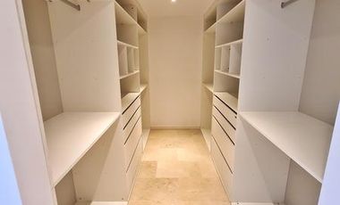 Venta de piso primera linea al mar 6 amb de 265 m2  - Zona Varese