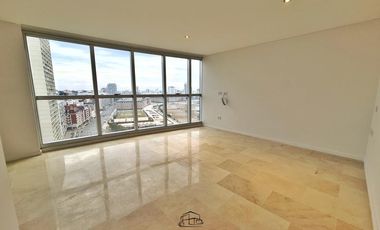 Venta de piso primera linea al mar 6 amb de 265 m2  - Zona Varese