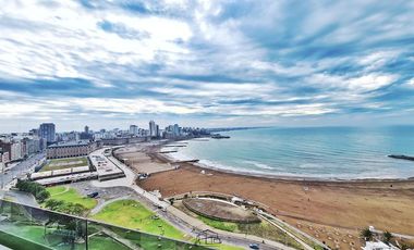 Venta de piso primera linea al mar 6 amb de 265 m2  - Zona Varese