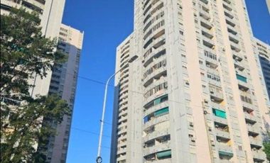 Departamento de dos ambientes en Venta en Torres Pueyrredón