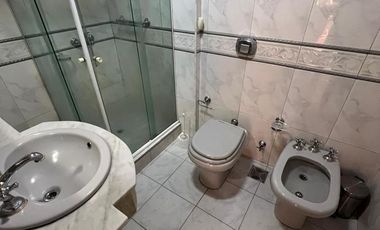 Bmé. Mitre al 1800 Depto. 3 amb. SEMIPISO C/ DEP. DE 78M2