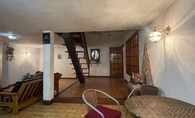 PH en  en venta de 3 ambientes con terraza y quincho