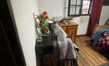 PH en  en venta de 3 ambientes con terraza y quincho