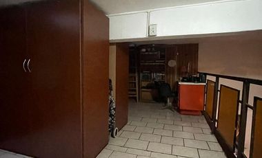 PH en  en venta de 3 ambientes con terraza y quincho