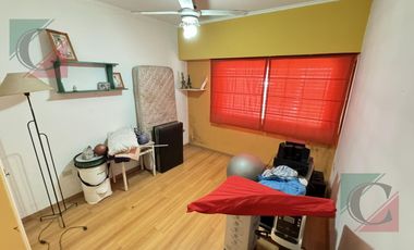 VIVIENDA 3 AMB. + DEPTO EN PLENO CENTRO DE LANÚS