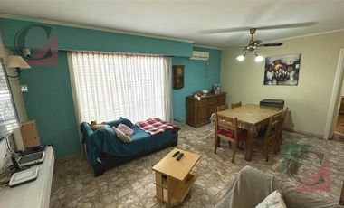 VIVIENDA 3 AMB. + DEPTO EN PLENO CENTRO DE LANÚS