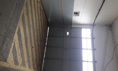 Galpón 650m2 zona industrial - Munro
