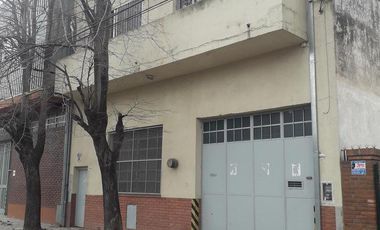 Galpón 650m2 zona industrial - Munro