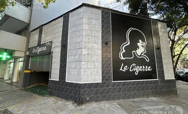 Local en  alquiler - Esquina 9m x 13.5 - apto todo rubro