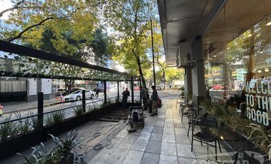 Local en  alquiler - Esquina 9m x 13.5 - apto todo rubro