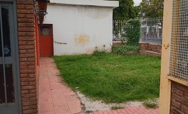 Local en Residencial San Carlos