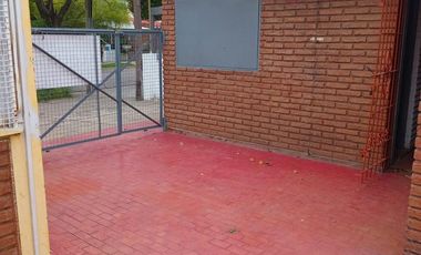 Local en Residencial San Carlos