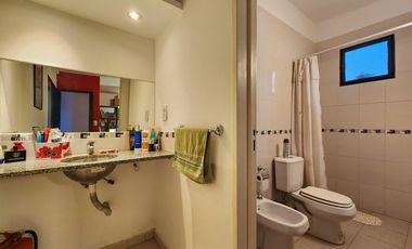 Casa de 1 dormitorio en dos terrenos y pileta  en Country Club Logaritmo