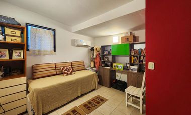 Casa de 1 dormitorio en dos terrenos y pileta  en Country Club Logaritmo