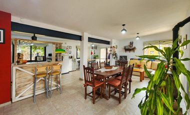 Casa de 1 dormitorio en dos terrenos y pileta  en Country Club Logaritmo