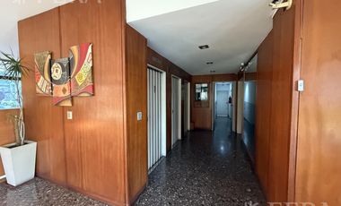 Venta departamento 4 ambientes con balcón en Wilde