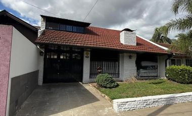 3 DORMITORIOS EN ADROGUE