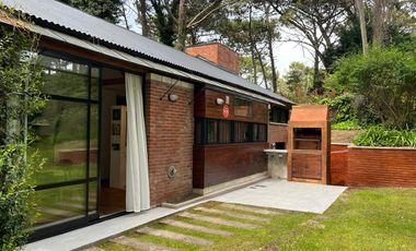 Cod 437 ALQUILER Y VENTA! Totalmente renovada