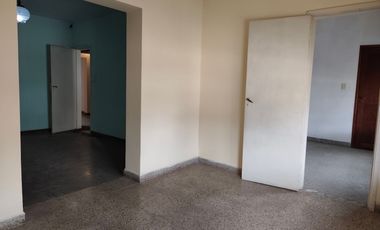 Casa en venta en Tortuguitas | Pileta, doble lote y jardín | Oportunidad