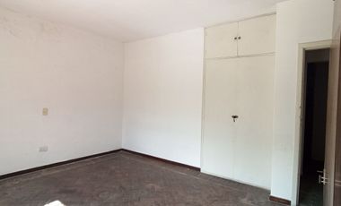 Casa en venta en Tortuguitas | Pileta, doble lote y jardín | Oportunidad