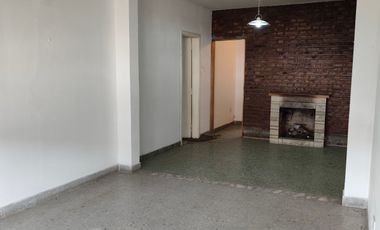 Casa en venta en Tortuguitas | Pileta, doble lote y jardín | Oportunidad