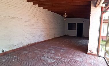 Casa en venta en Tortuguitas | Pileta, doble lote y jardín | Oportunidad