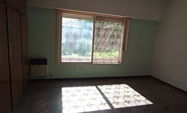 Casa en venta en Tortuguitas | Pileta, doble lote y jardín | Oportunidad