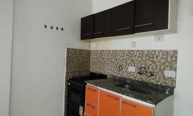 Departamento dos ambientes patio venta Avellaneda Centro apto credito