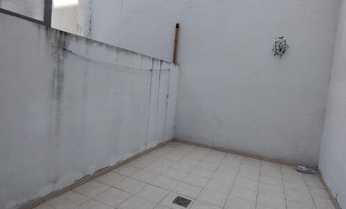 Departamento dos ambientes patio venta Avellaneda Centro apto credito