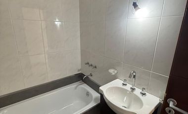 Departamento en alquiler en Adrogué