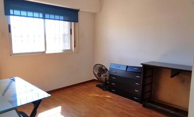 VENTA CHALET 4 AMBIENTES EN VILLA ADELINA